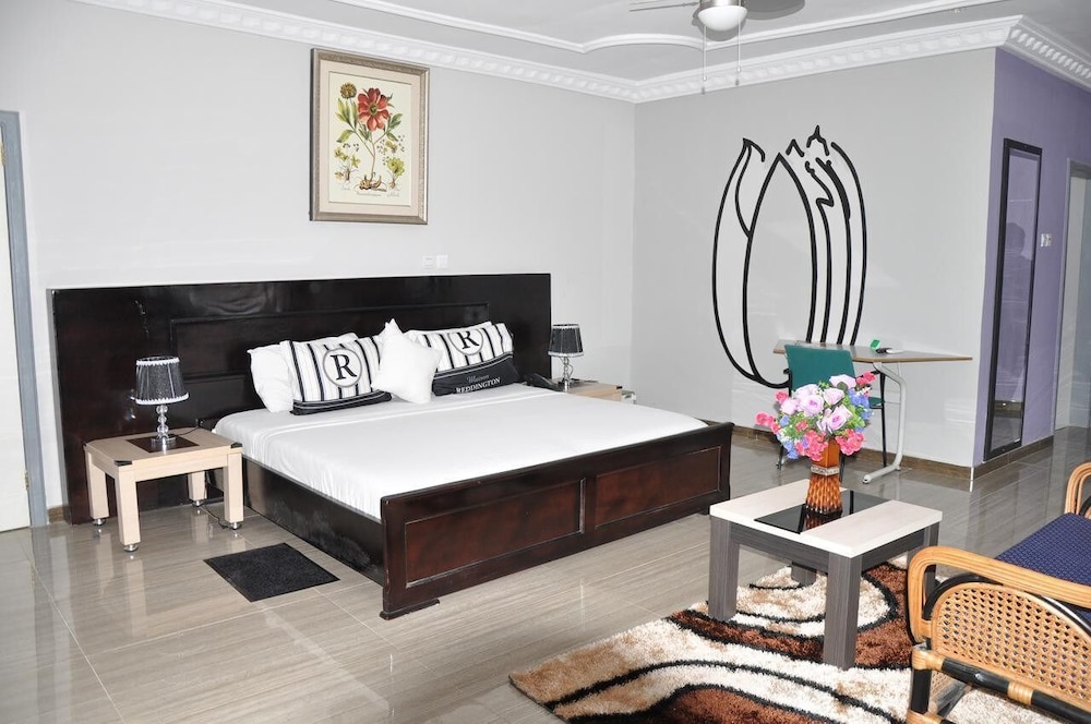Executive Suite photo 1