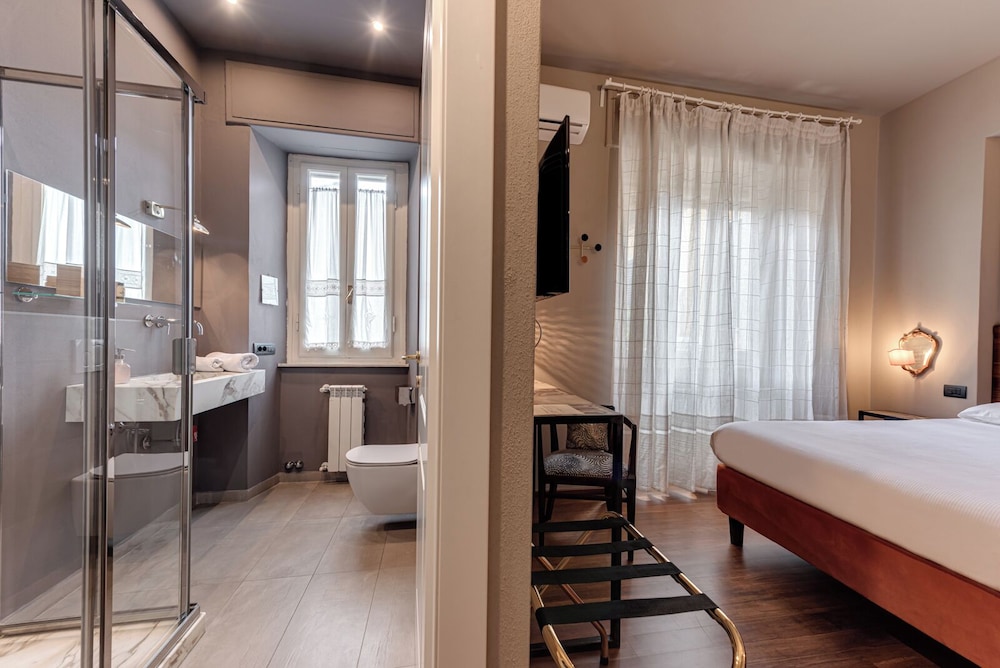 Design Double Room, 1 King Bed, Garden View, Garden Area photo 3