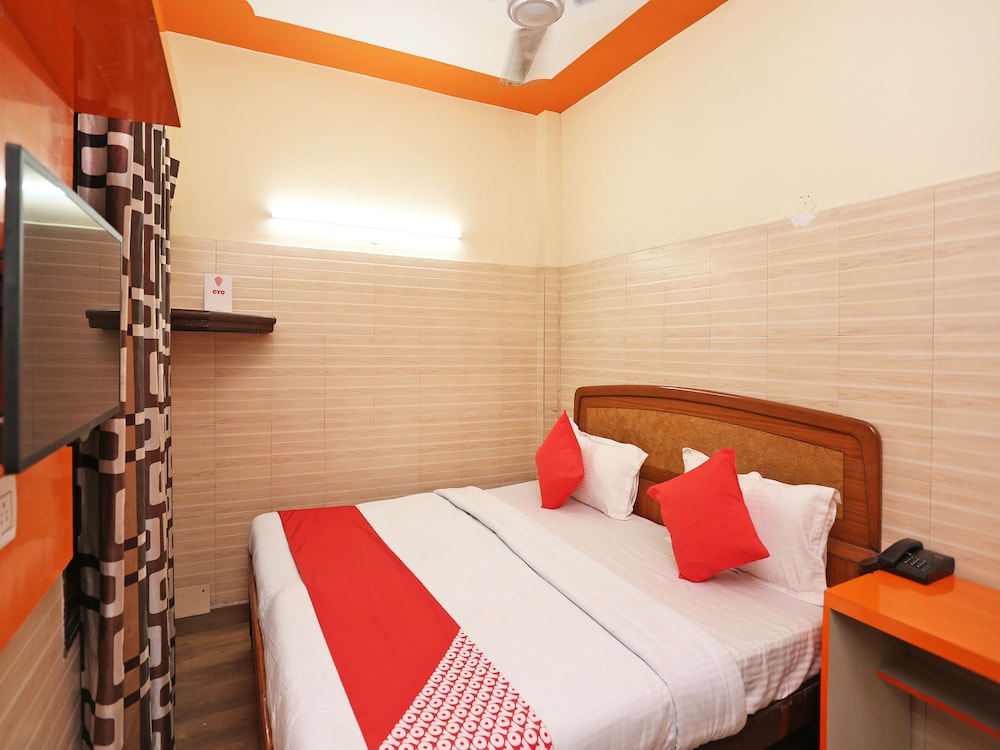 Double Room, 1 Queen Bed photo 1