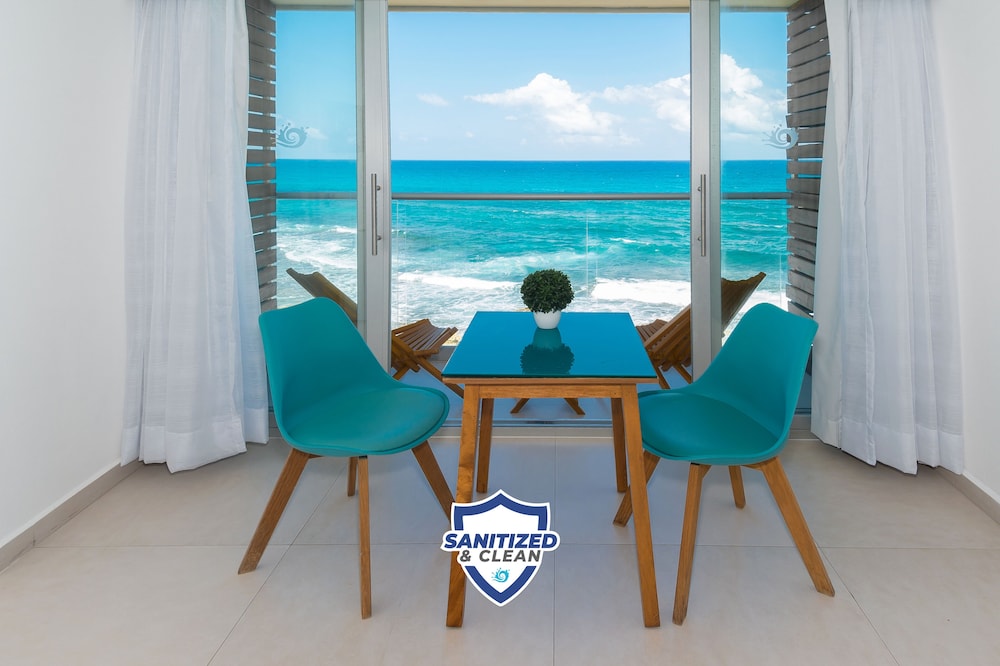 Deluxe Room, Ocean View - Photo 3