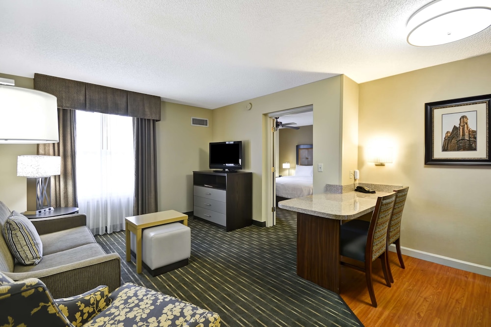 Suite, 2 Double Beds - Photo 1