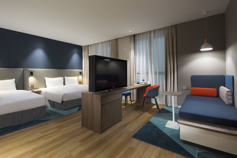 Standard Room, 2 Twin Beds, Garden View (Kids Theme) thumbnail 6
