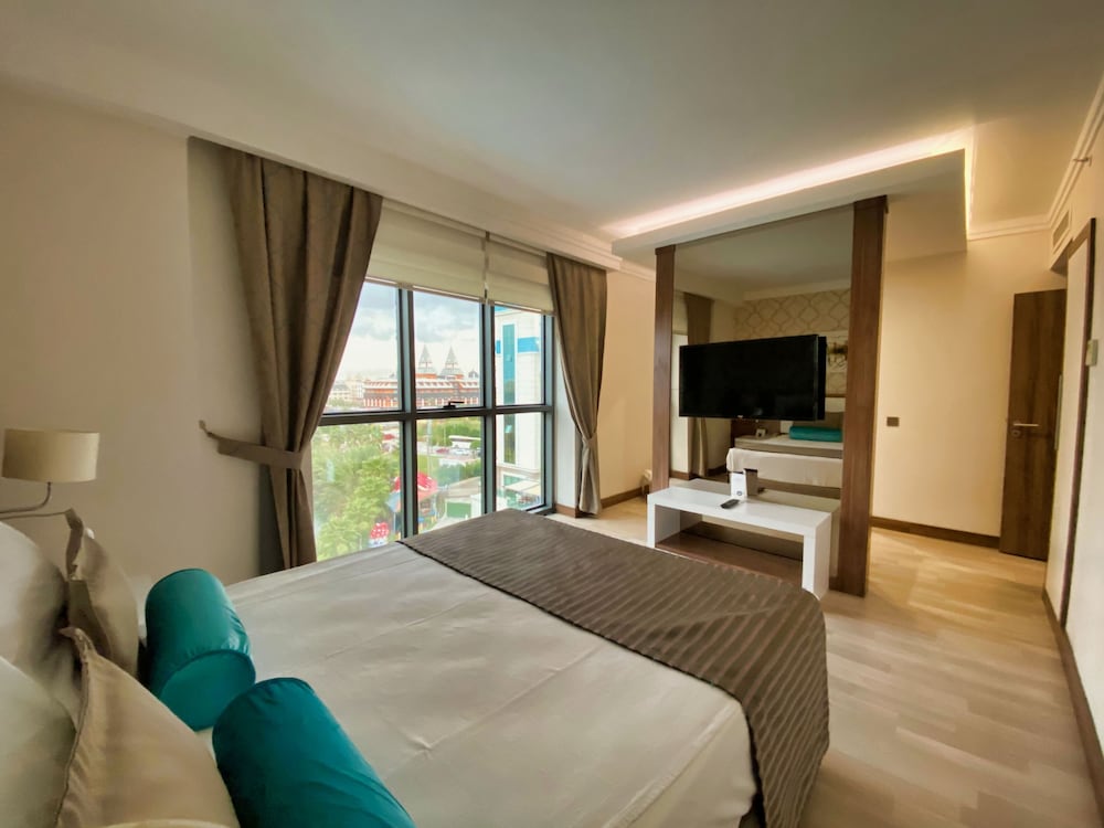 Comfort Room, 2 Bedrooms, 2 Bathrooms (Sea Side)