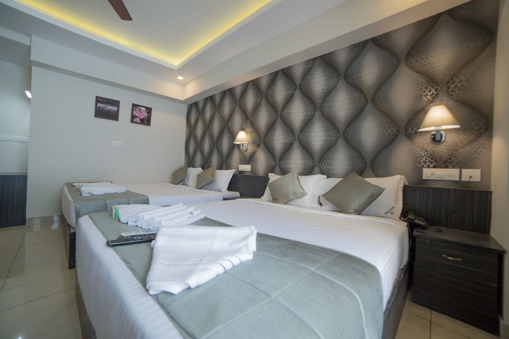 Family Quadruple Room, Multiple Beds photo 2