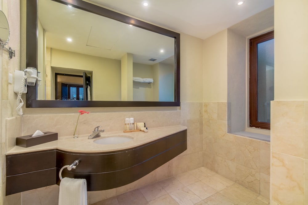 Royal Suite - Photo 5