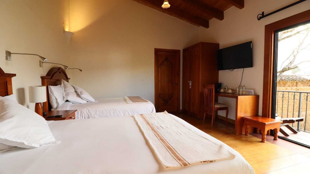 Deluxe Room, 2 Double Beds photo 2