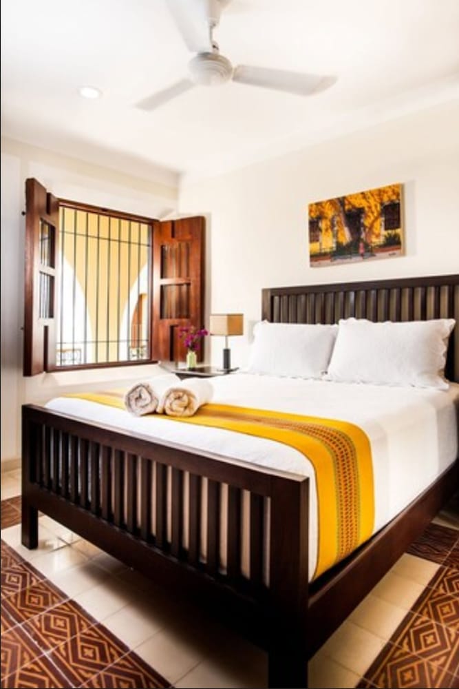 Deluxe Suite, 2 Bedrooms (Boutique)