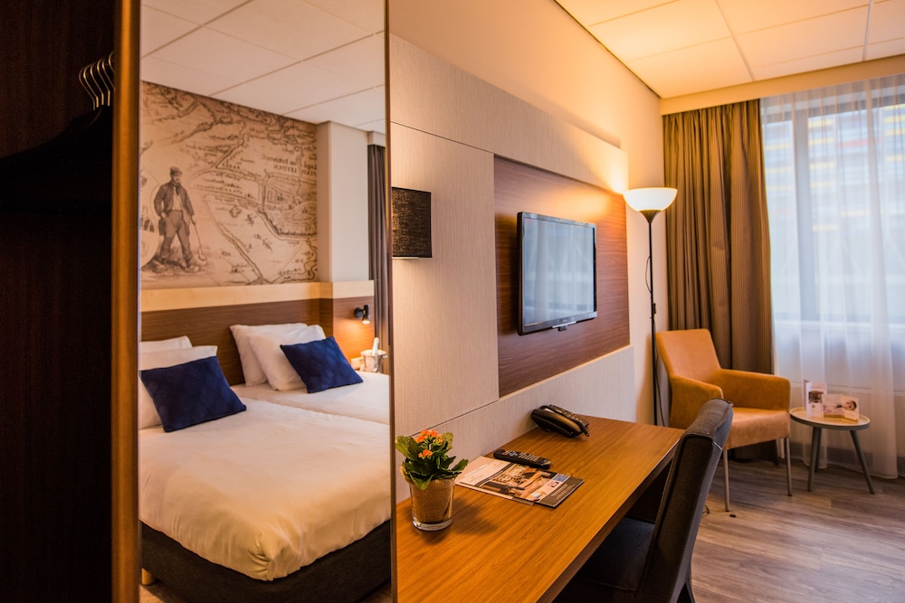 Standard Room, 2 Twin Beds - Photo 3