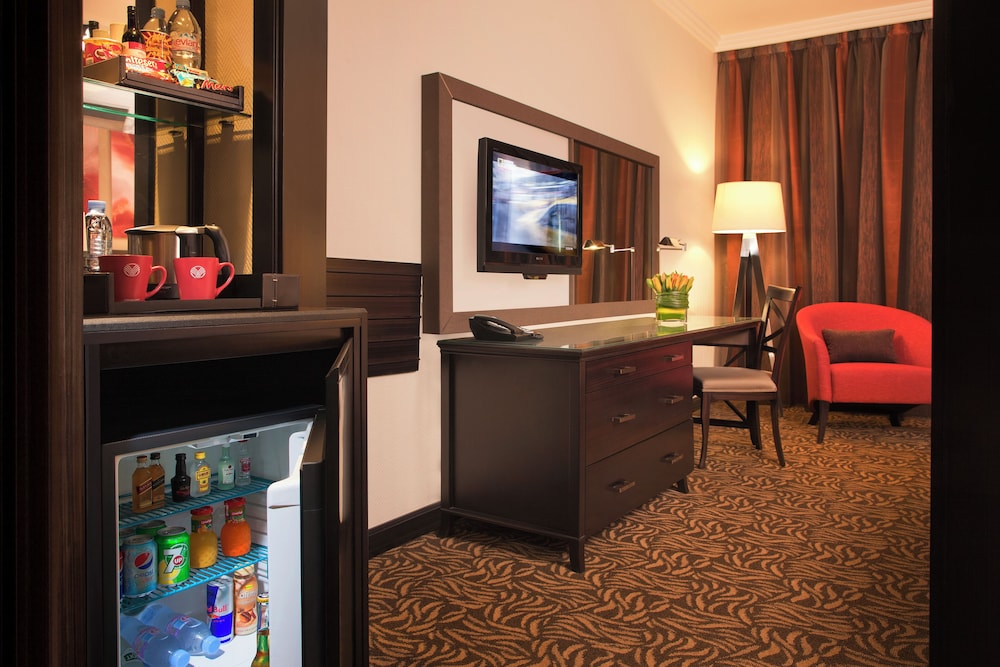 Room, 1 King Bed (Guest) - Photo 1