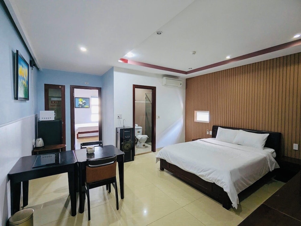 Deluxe Apartment