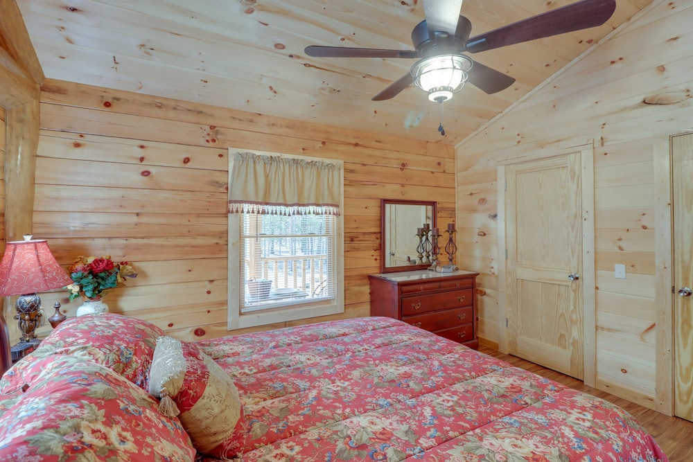 House (2 Bedrooms) photo 3