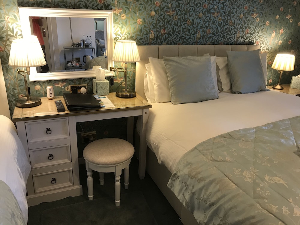 Family Double or Twin Room