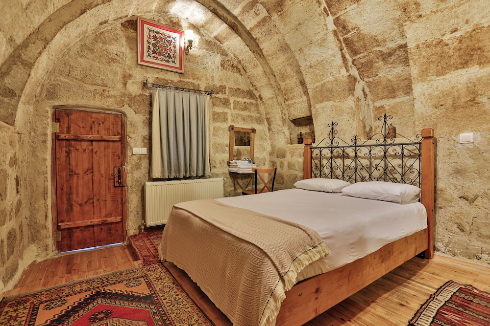 Triple Room - Photo 6