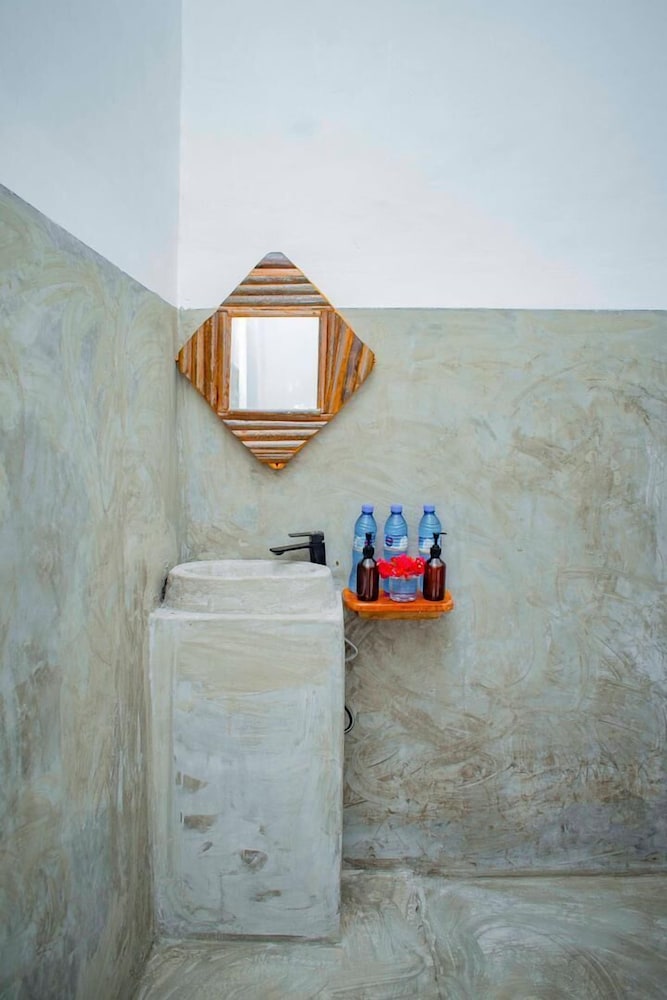 Basic Double Room