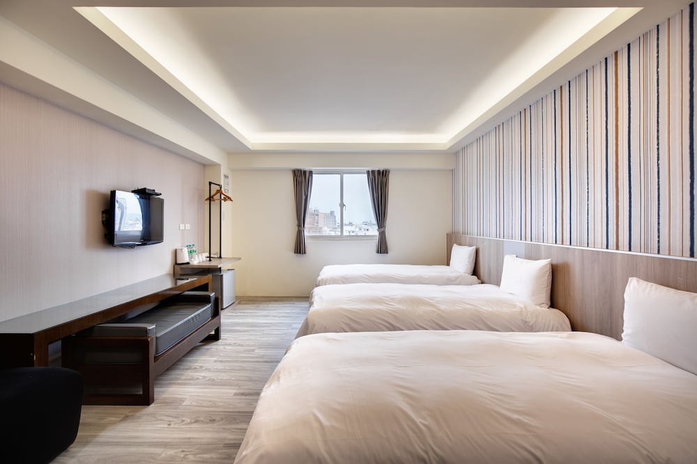 Standard Triple Room photo 2