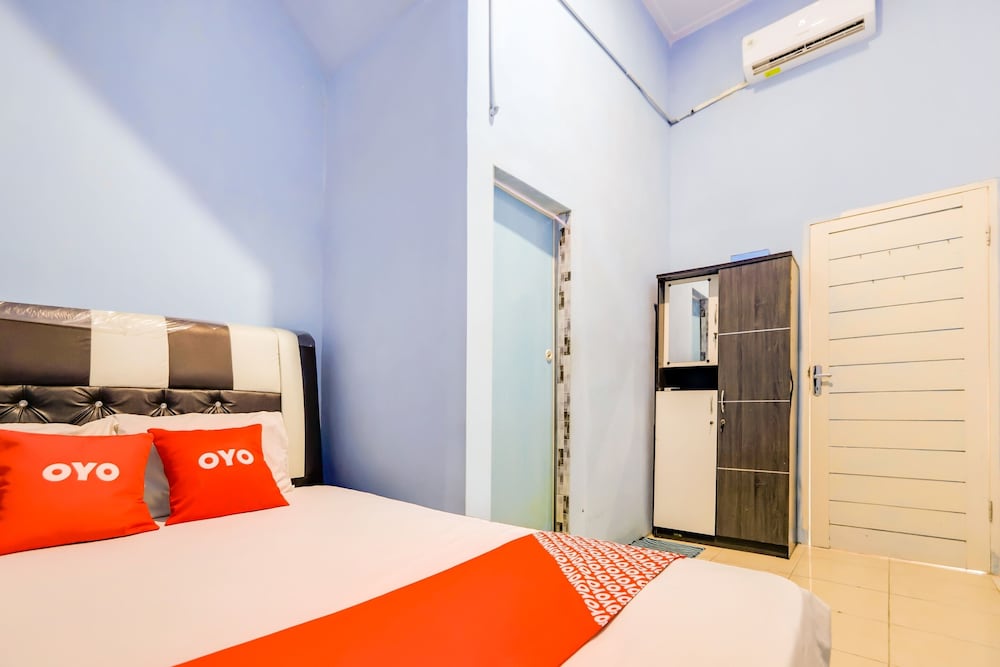 Standard Double Room - Photo 12