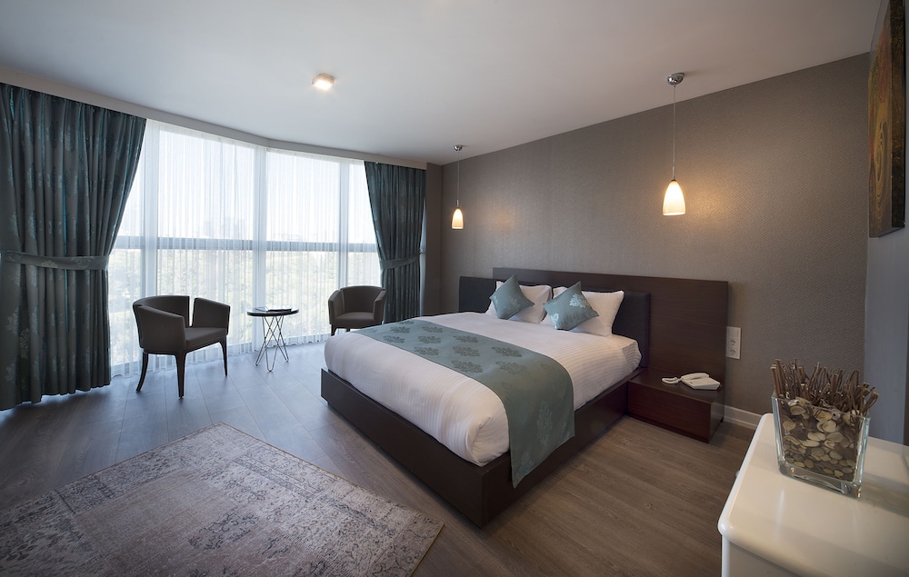 Deluxe Suite, City View photo 1