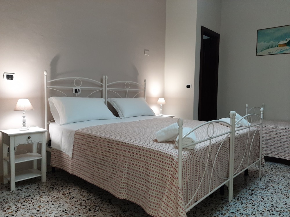 Comfort Triple Room, Balcony photo 1