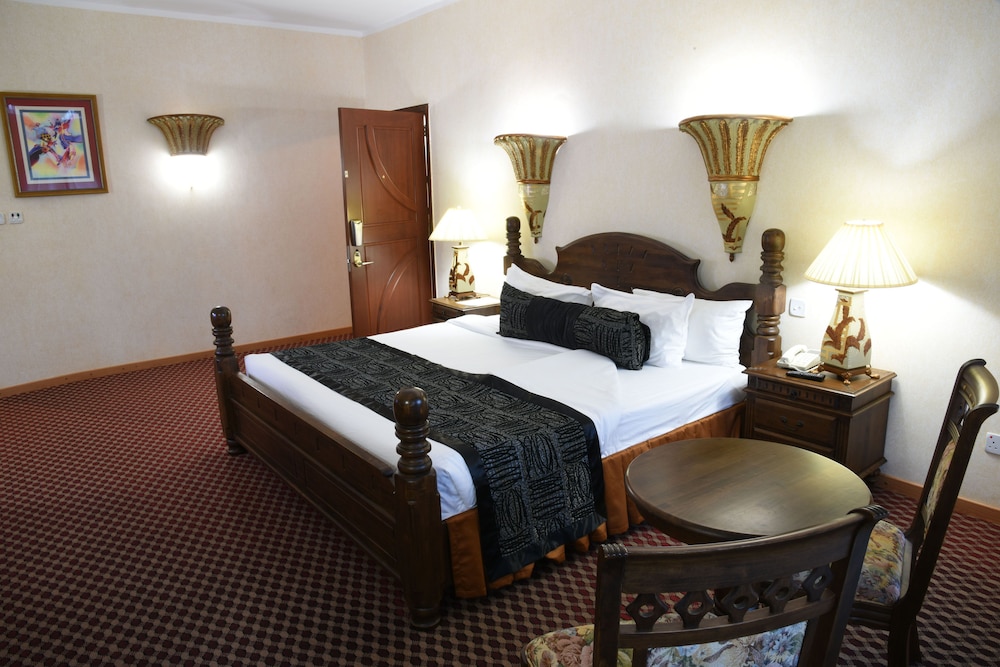 Executive Double Room photo 3
