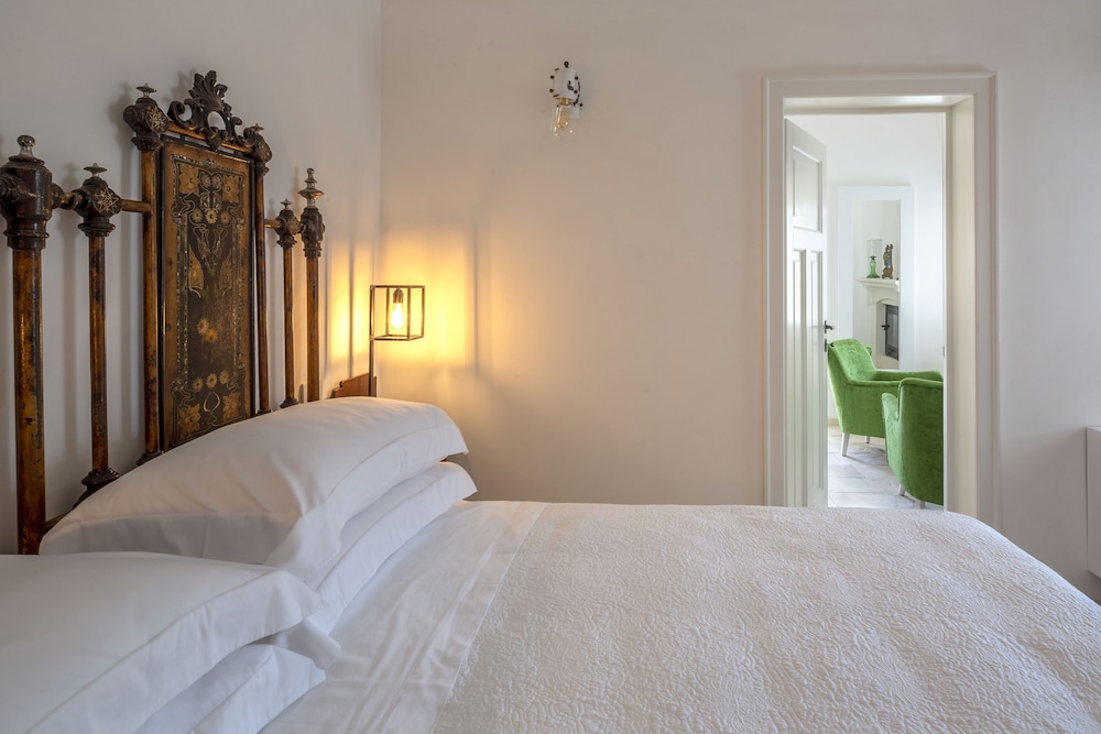 Deluxe Double Room (Camelia) photo 1