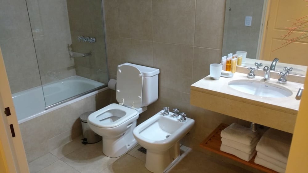 Executive Triple Room, City View photo 3