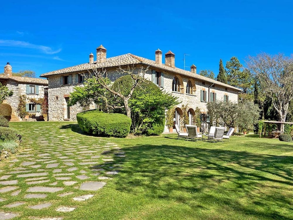 House photo 1