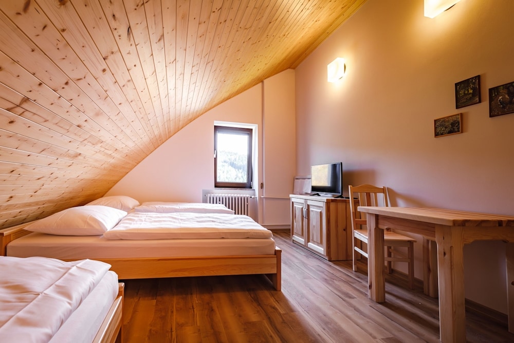 Comfort Room, 2 Bedrooms (A8) photo 1