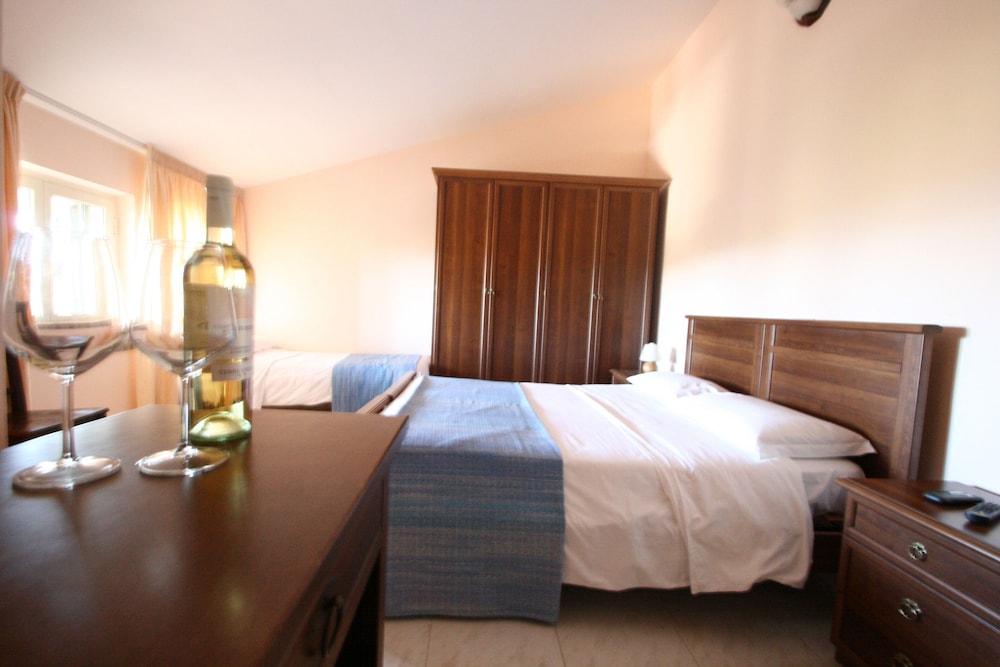 Quadruple Room photo 1