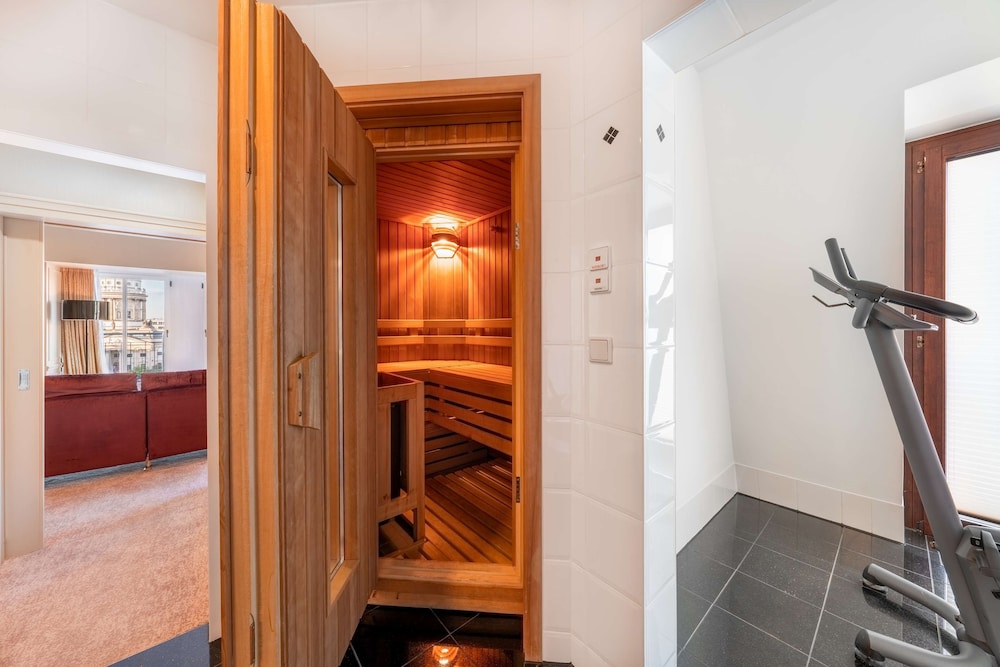 Presidential Suite, 1 King Bed (Dome View, Lounge Access)