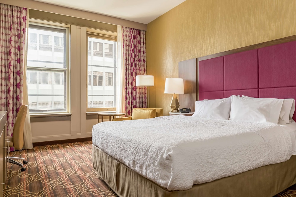 Room, 1 King Bed, Non Smoking - Photo 1