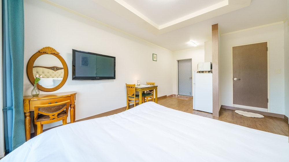 Basic Room, 1 Bedroom (Hosoobit(river view)) - Photo 4