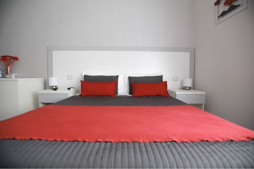 Double Room, 1 Queen Bed