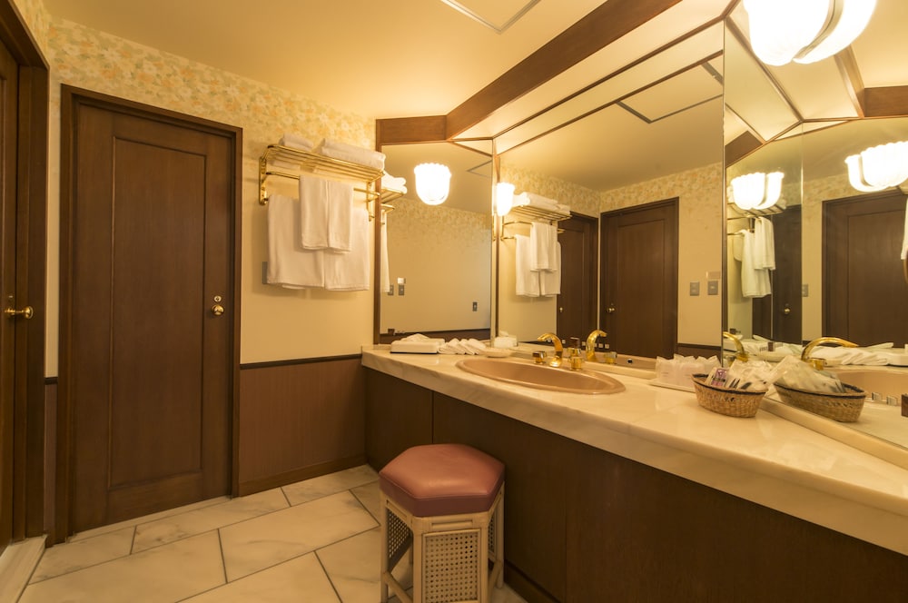Junior Suite (Top Floor, 1Double Bed or 2Twin Beds) photo 2