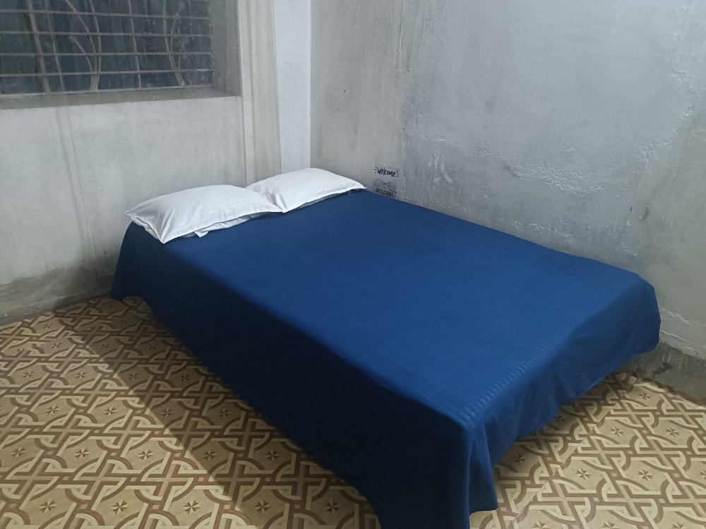 Basic Single Room