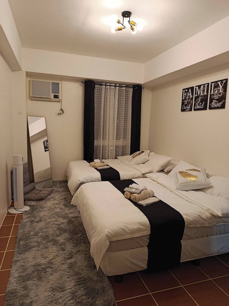 Condo, 1 Bedroom, Accessible, Smoking