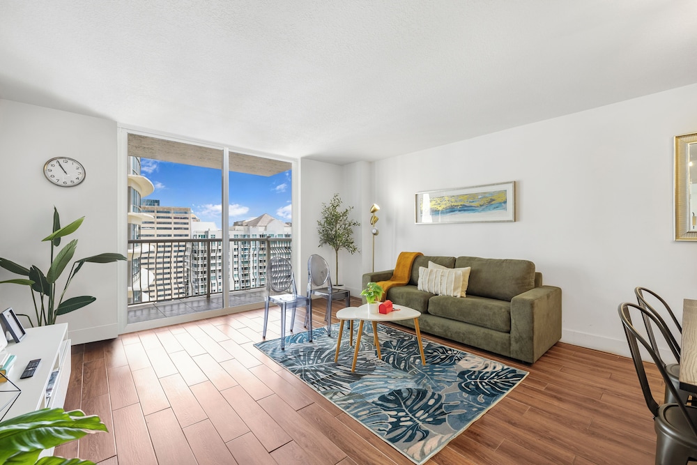 Apartment, Balcony, City View photo 1