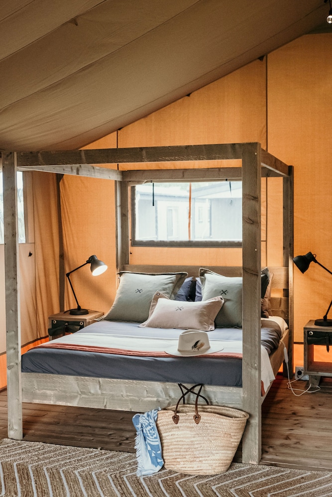 Luxury Tent photo 3