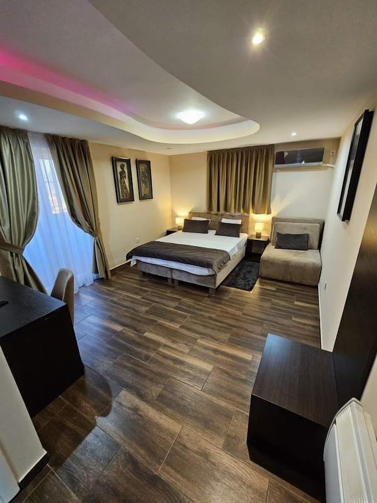 Comfort Triple Room, Balcony