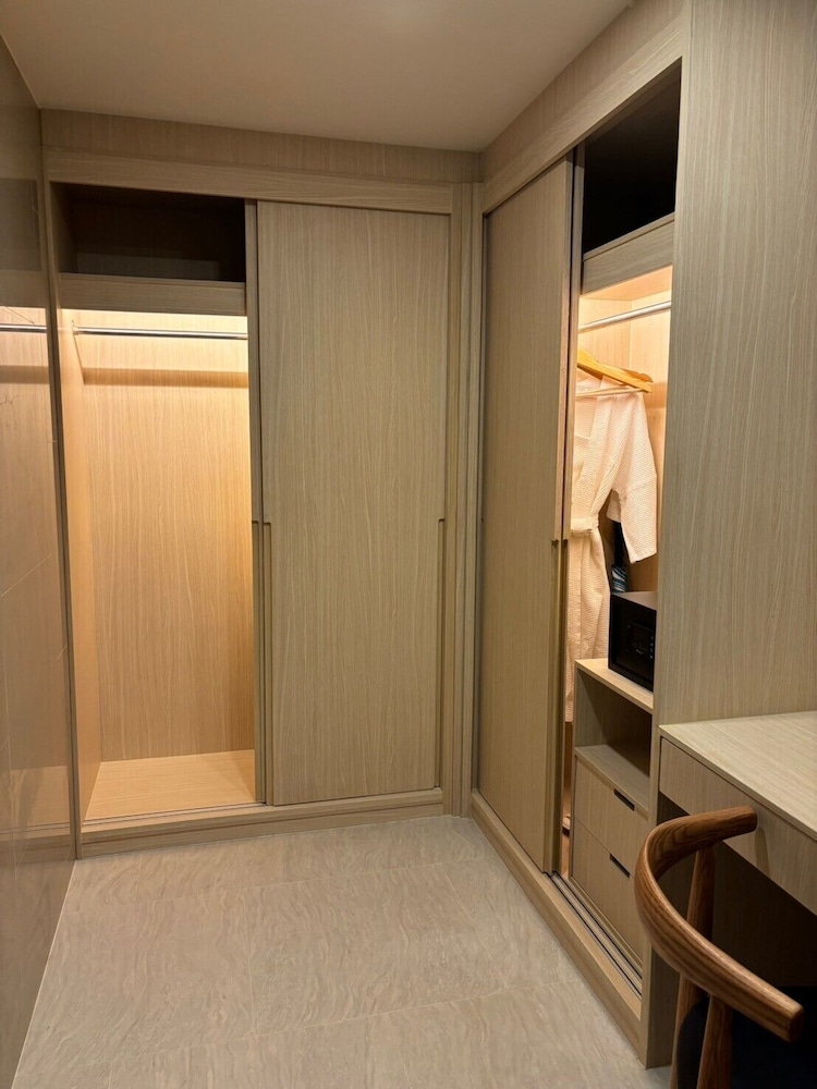 Grand Suite, 1 King Bed (Duplex) - Photo 11