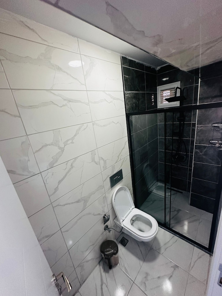 Standard Double Room - Photo 32
