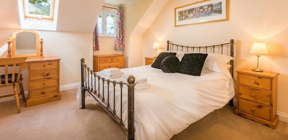 Classic Cottage, 2 Bedrooms photo 1