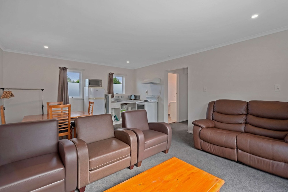 Suite, Multiple Beds, Non Smoking (Upgrade) - Photo 3