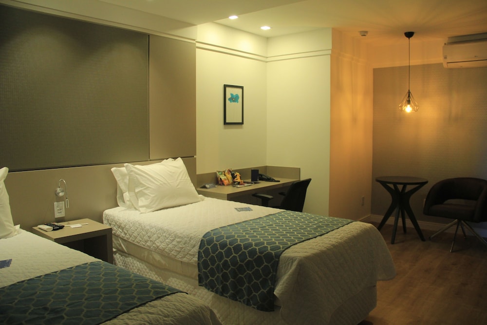 Premier Single Room, Multiple Beds, Non Smoking photo 2