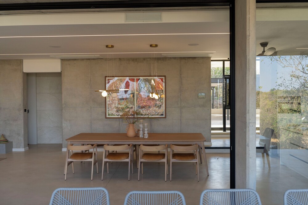 Exclusive Villa, Park View photo 2