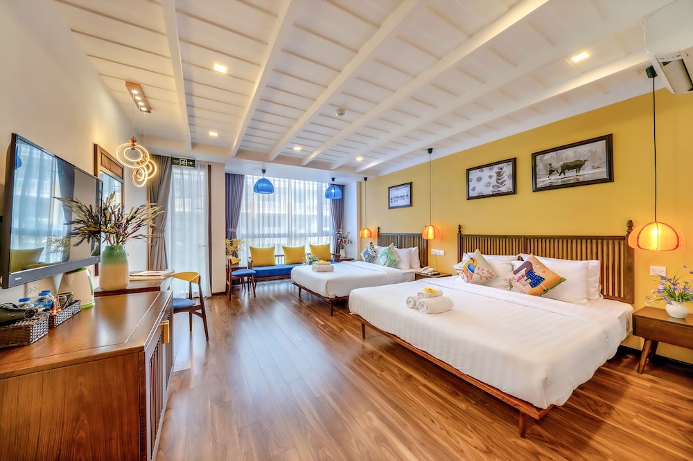 Family Room, 2 Queen Beds - Photo 4