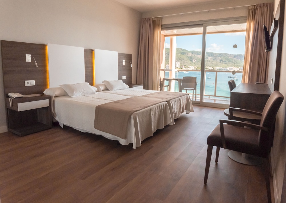 Family Room, Balcony, Sea View (2 adults)