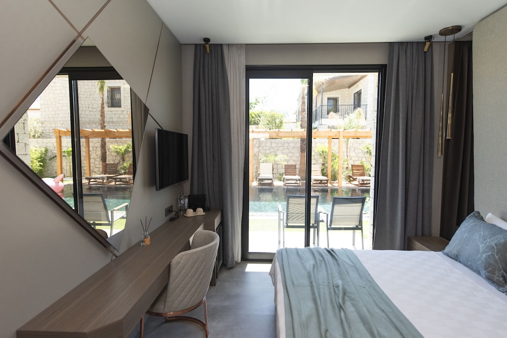 Exclusive Room - Photo 10