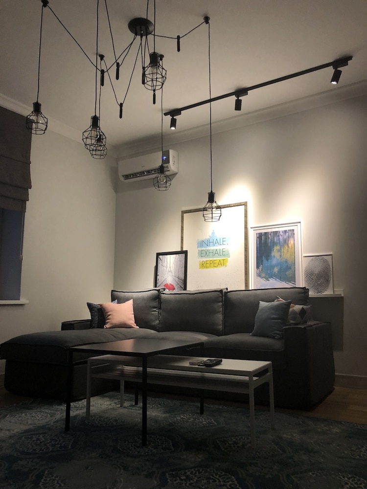 Exclusive Apartment, 1 Queen Bed with Sofa bed, Smoking photo 1