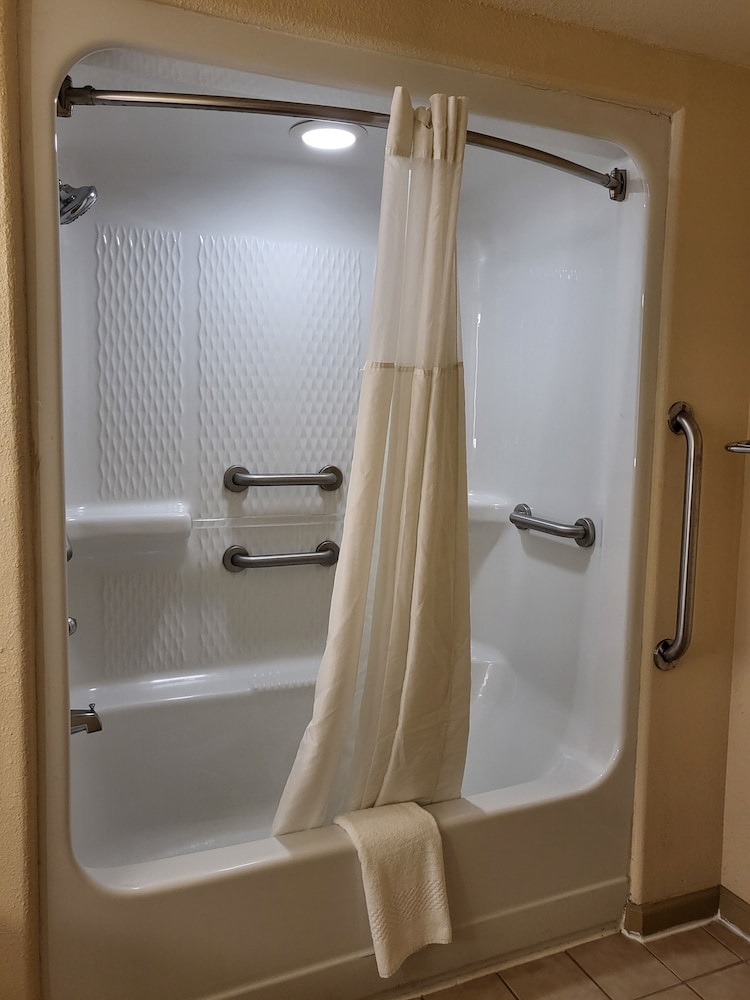 Quality Inn Tulsa-Downtown West, Φωτογραφία 3