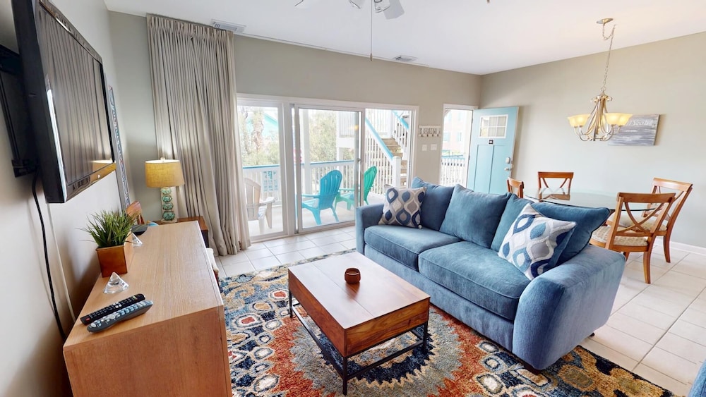 Condo (#2A - Pets) photo 1